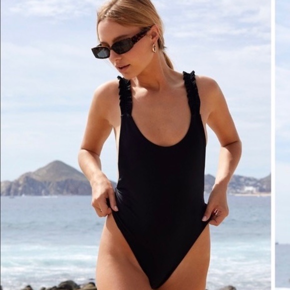 Ellejay Other - Ellejay Ruffle Thais One Piece Bathing Suit Black S